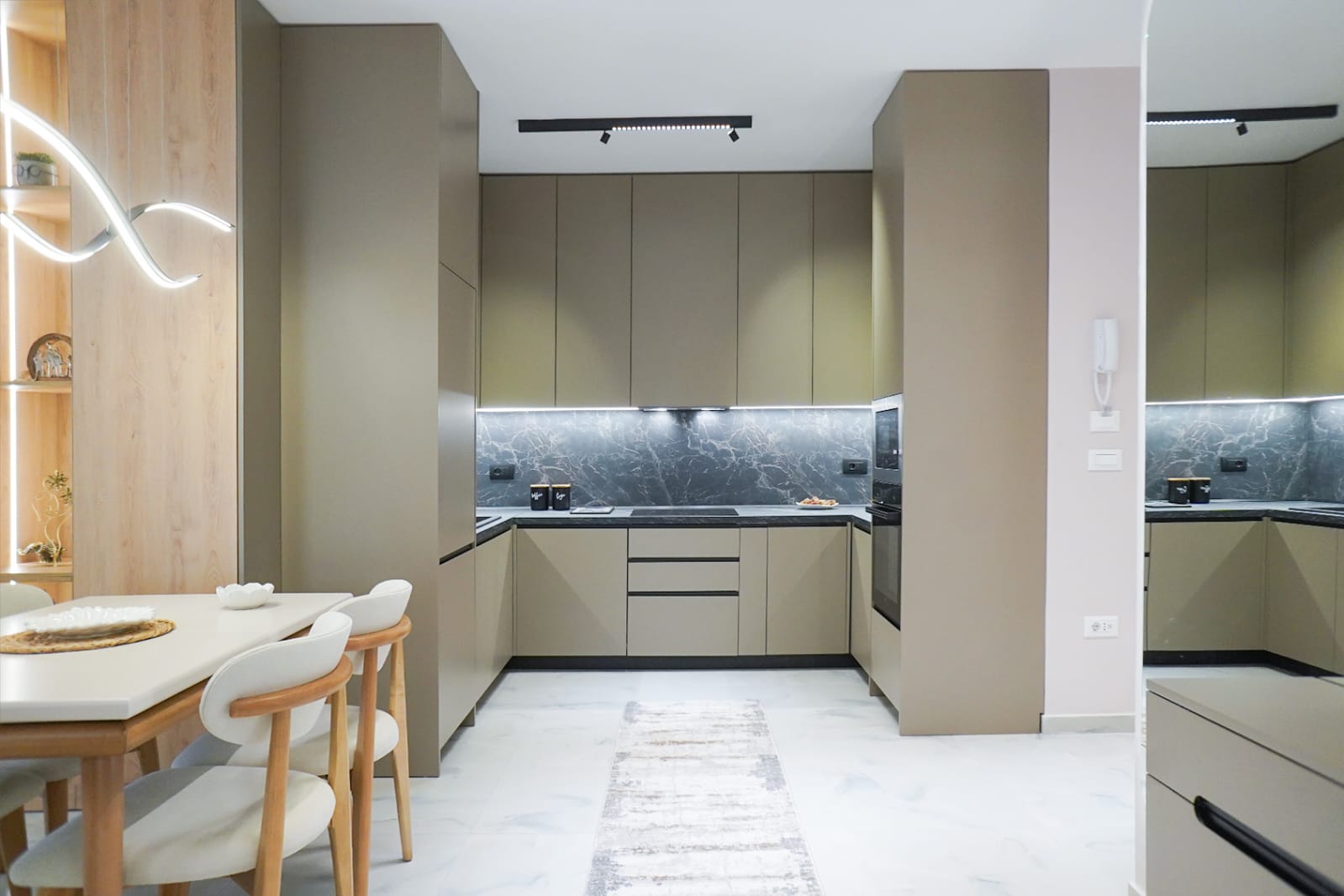 Fully equipped kitchen